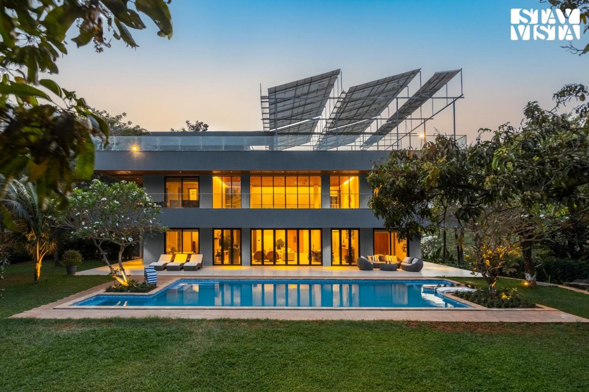 Reflection House By Stayvista With Pool, Terrace Bar, Indoor Games & Exquisite Interiors In A Nutshell Alībāg Zewnętrze zdjęcie