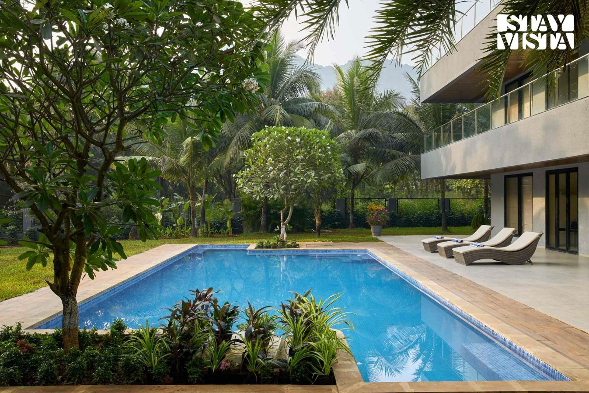 Reflection House By Stayvista With Pool, Terrace Bar, Indoor Games & Exquisite Interiors In A Nutshell Alībāg Zewnętrze zdjęcie